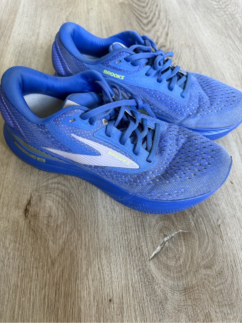Brooks Adrenaline GTS 24 Blue Running Shoes Women's Size 8.5 Medium B